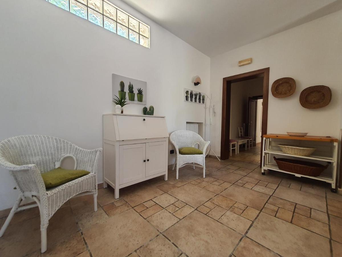 A Casa Di Carla - Villa In Salento レッチェ エクステリア 写真