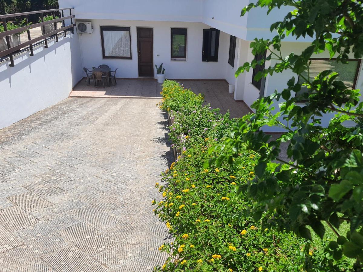 A Casa Di Carla - Villa In Salento レッチェ エクステリア 写真