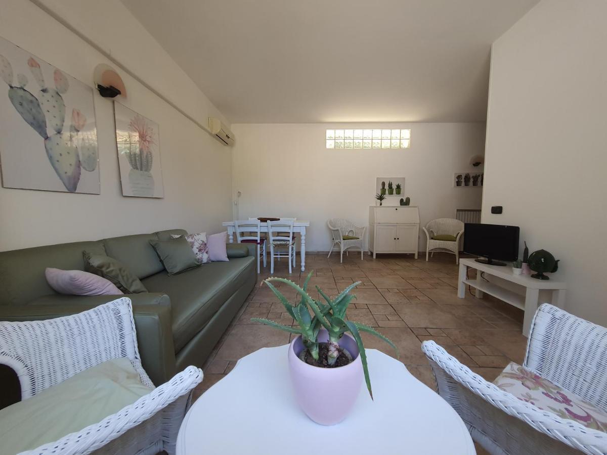 A Casa Di Carla - Villa In Salento レッチェ エクステリア 写真